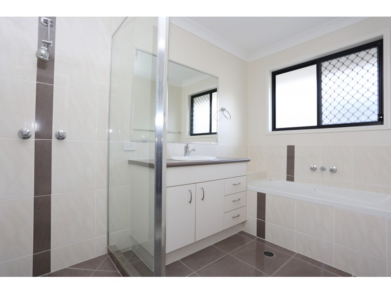 103 Kurrajong Drive, Warner QLD 4500