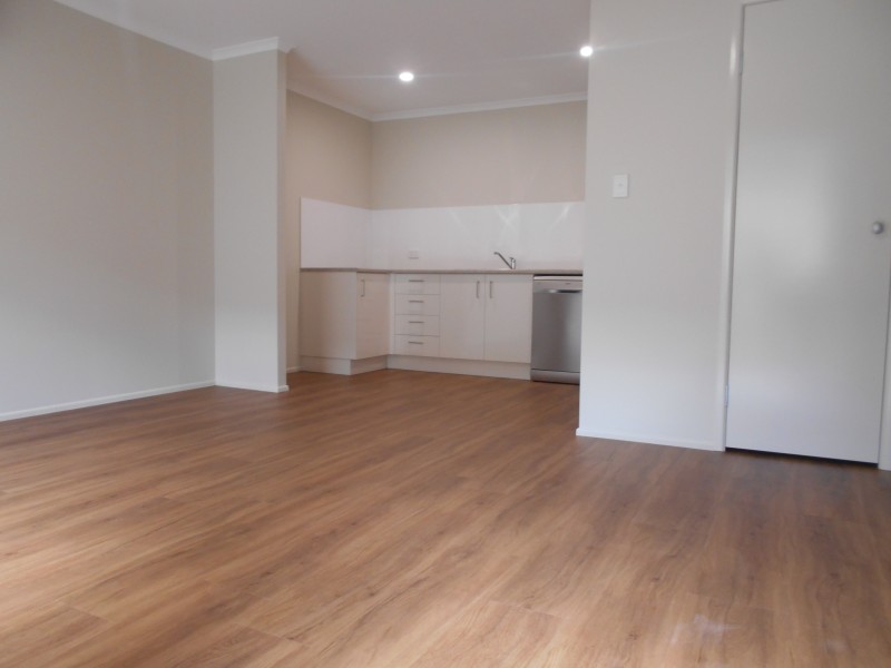 2/31 Valiant Crescent, Strathpine QLD 4500