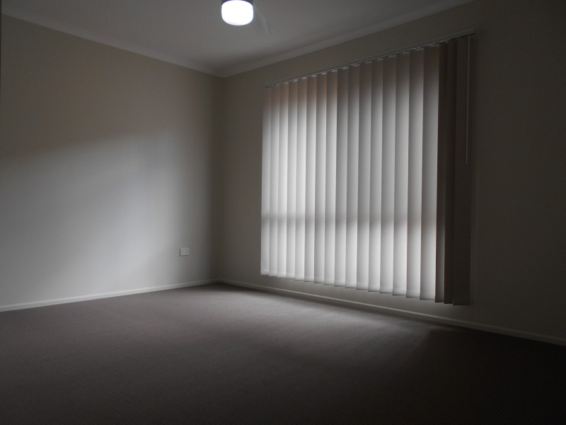 2/31 Valiant Crescent, Strathpine QLD 4500