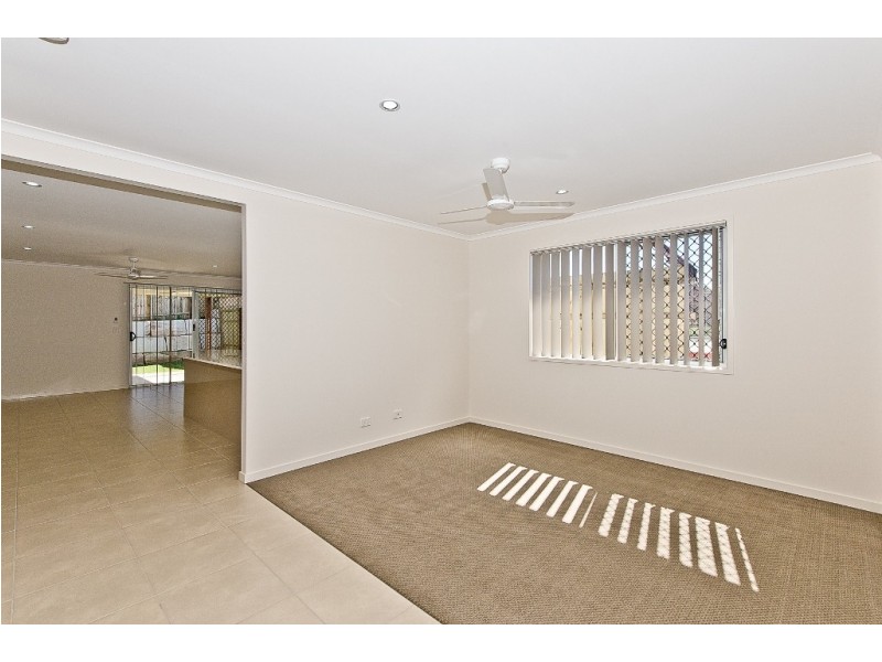 62 Cootharaba Crescent, Warner QLD 4500