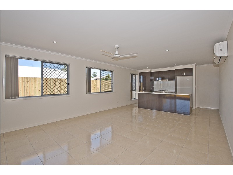 25 Brisbane Road, Warner QLD 4500