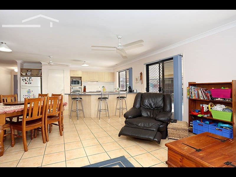 25  Peppertree Street, Warner QLD 4500
