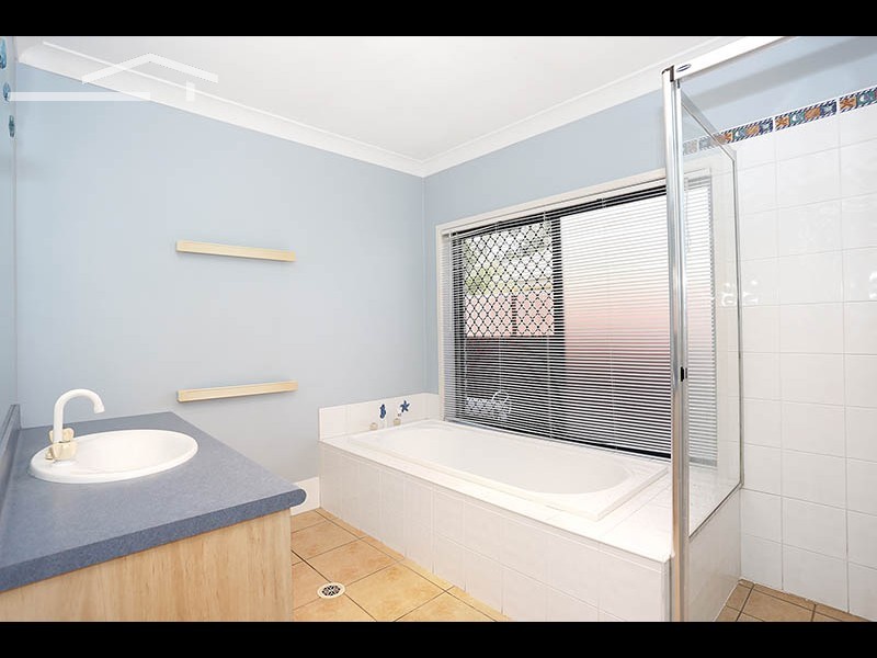 25  Peppertree Street, Warner QLD 4500