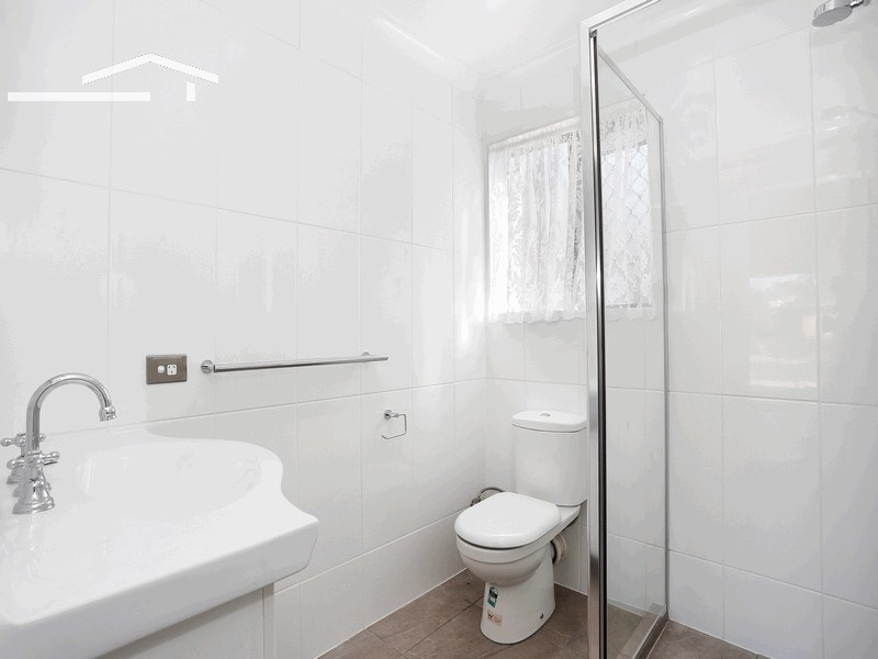 21 Livingstone Street, Strathpine QLD 4500