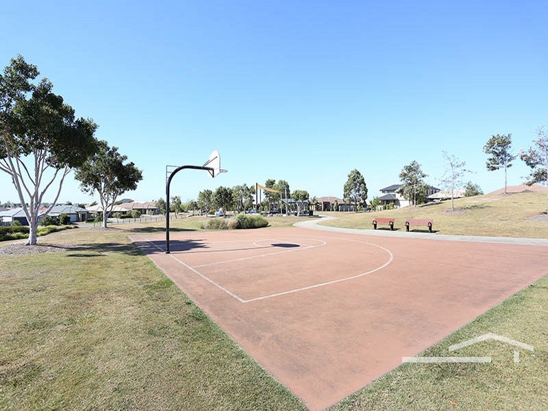 6 Shimao Crescent, North Lakes QLD 4509