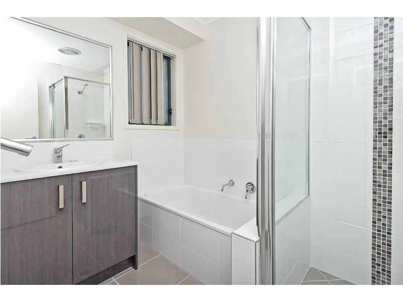 22 Junction Road, Griffin QLD 4503