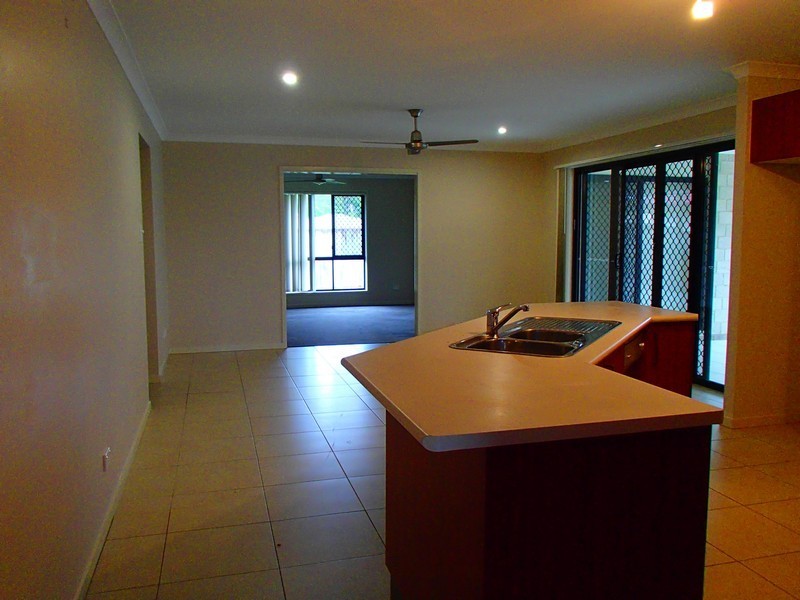 14 Hellcat Circuit, Bray Park QLD 4500