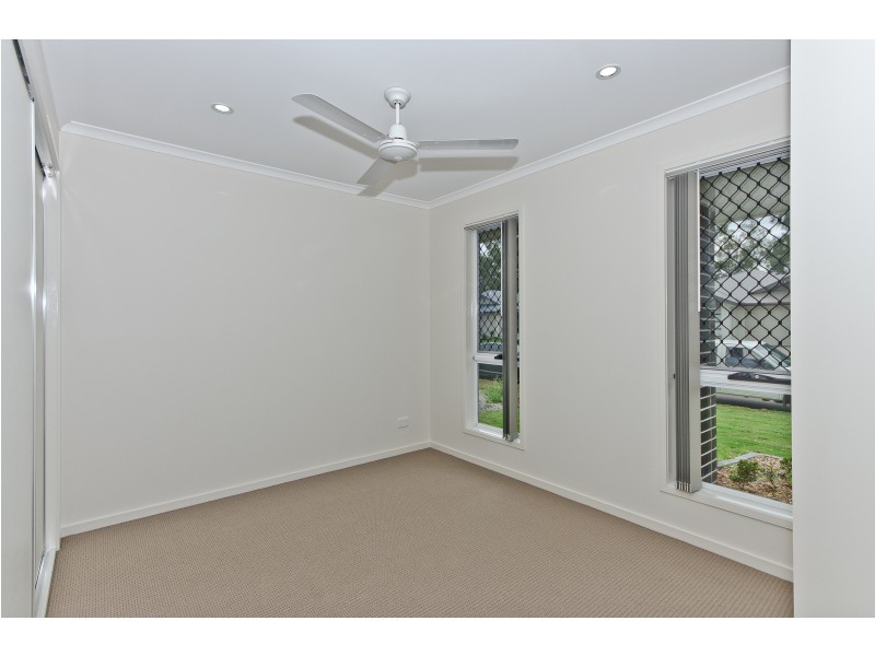35 Champion Crescent, Griffin QLD 4503