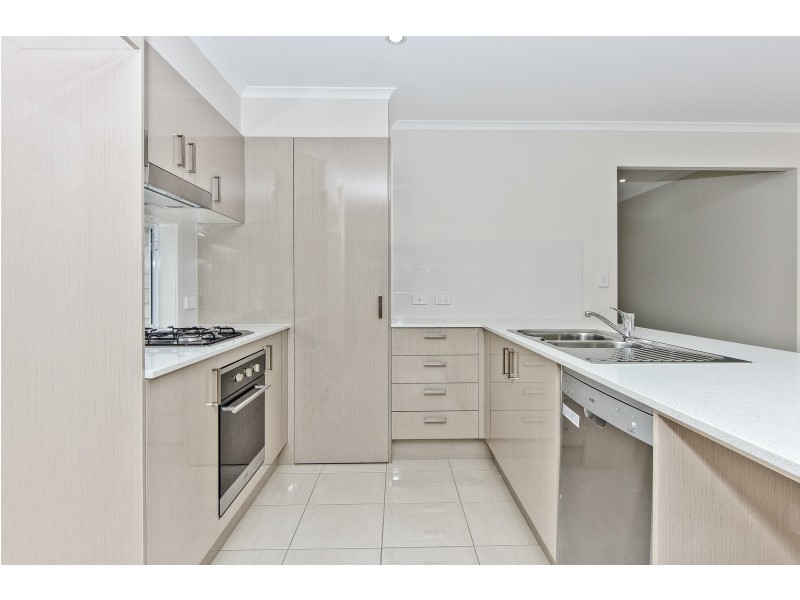 35 Champion Crescent, Griffin QLD 4503