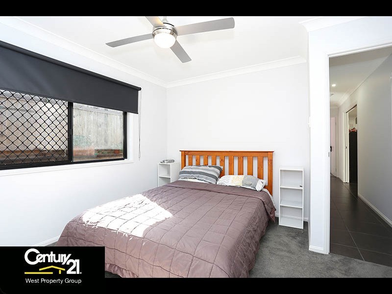 10 Rowallan Street, Warner QLD 4500