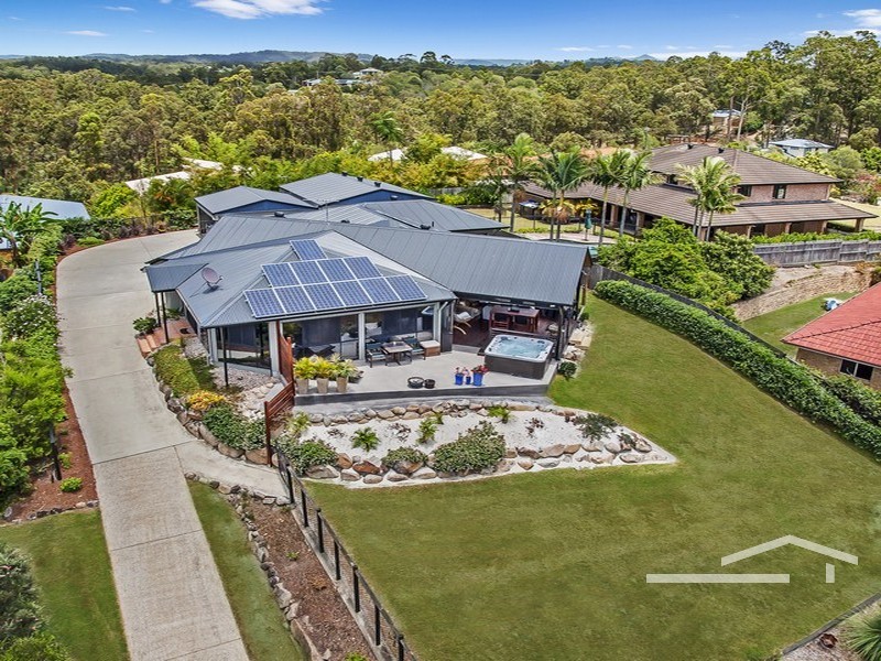 4 Crebra Lane, Cashmere QLD 4500