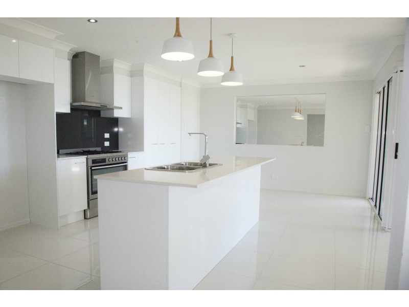 38  Comet Circuit, Warner QLD 4500