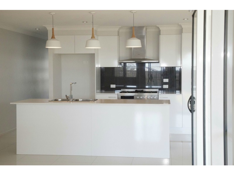 38  Comet Circuit, Warner QLD 4500