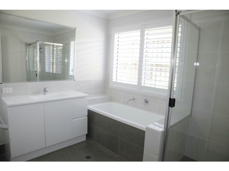 38  Comet Circuit, Warner QLD 4500