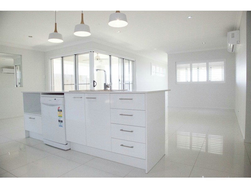 38  Comet Circuit, Warner QLD 4500