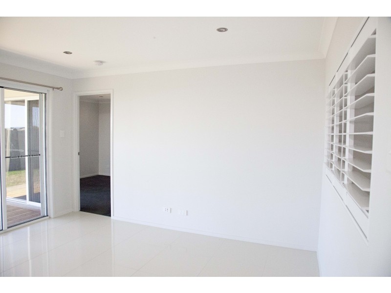 38  Comet Circuit, Warner QLD 4500