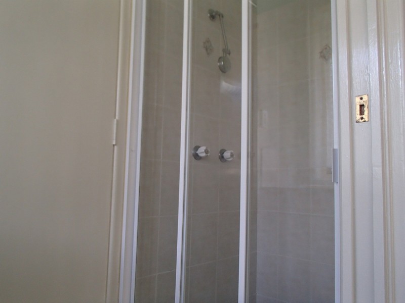 2  61 Spitfire Avenue, Strathpine QLD 4500