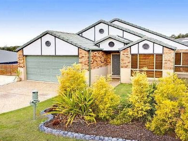 16 Hemlock Street, Warner QLD 4500