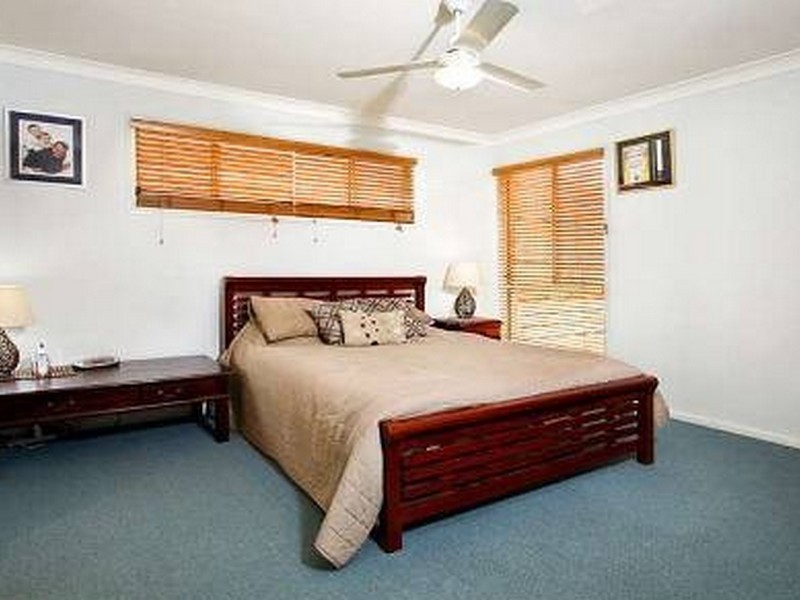 16 Hemlock Street, Warner QLD 4500