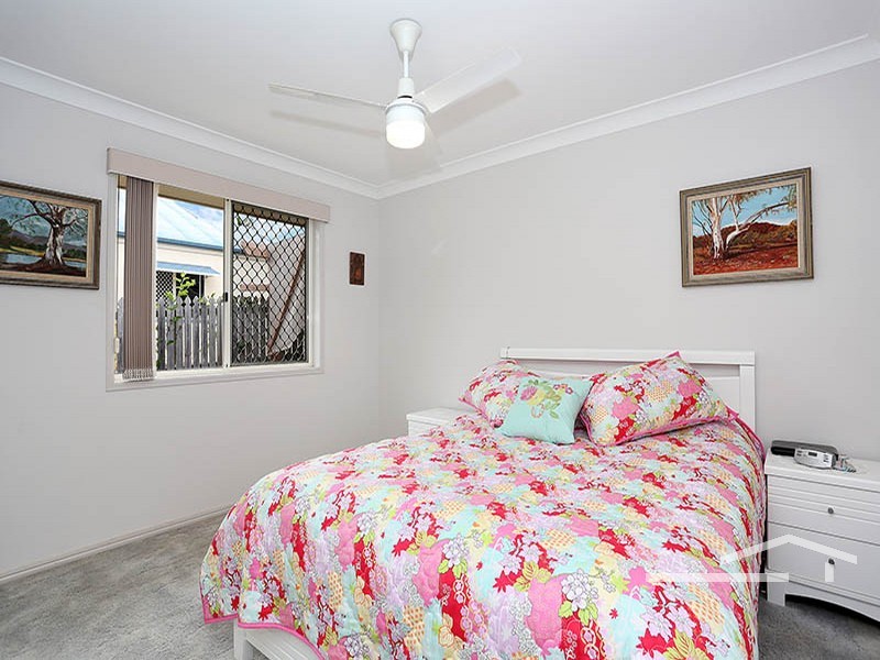 39 Paramount Drive, Warner QLD 4500