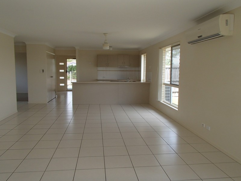 2 Dauntless Lane, Bray Park QLD 4500