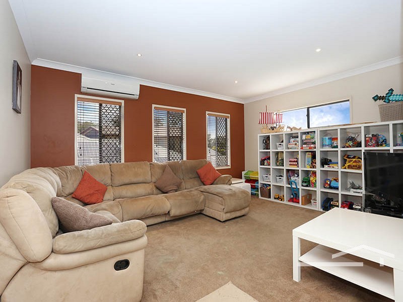 16  Norland St, Warner QLD 4500