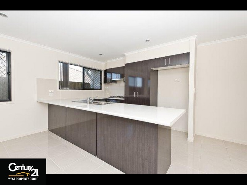 6 Hume Circuit, Warner QLD 4500