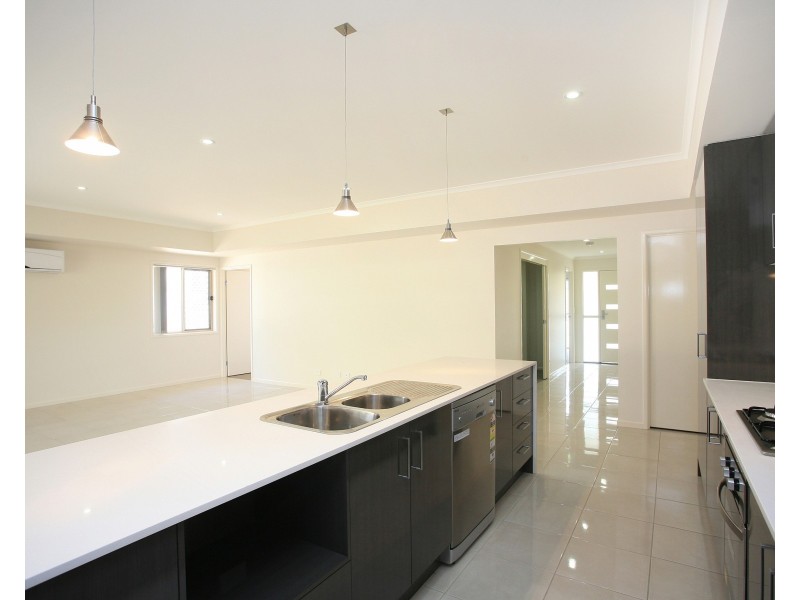 135 Brisbane Road, Warner QLD 4500