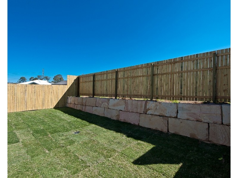 14 Rowallan Street, Warner QLD 4500