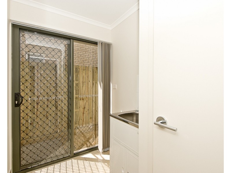 14 Rowallan Street, Warner QLD 4500