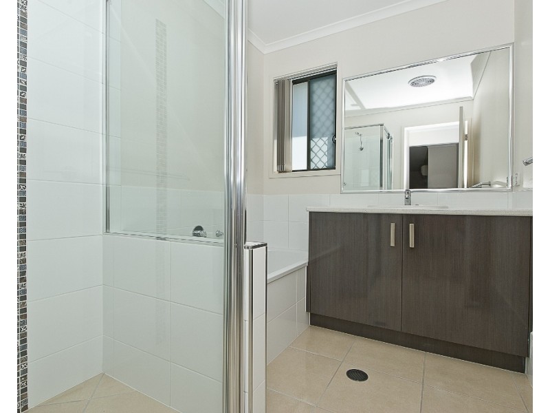 14 Rowallan Street, Warner QLD 4500