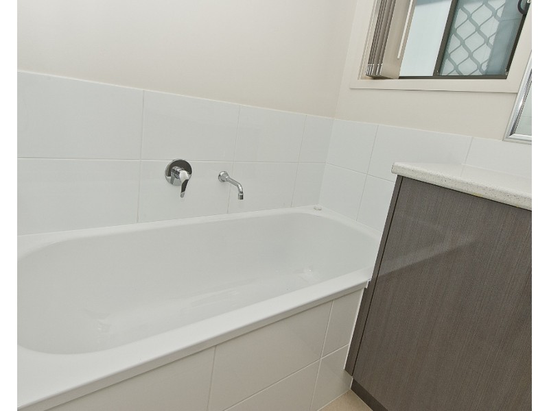 14 Rowallan Street, Warner QLD 4500