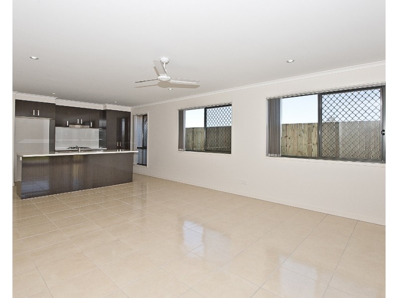 14 Rowallan Street, Warner QLD 4500