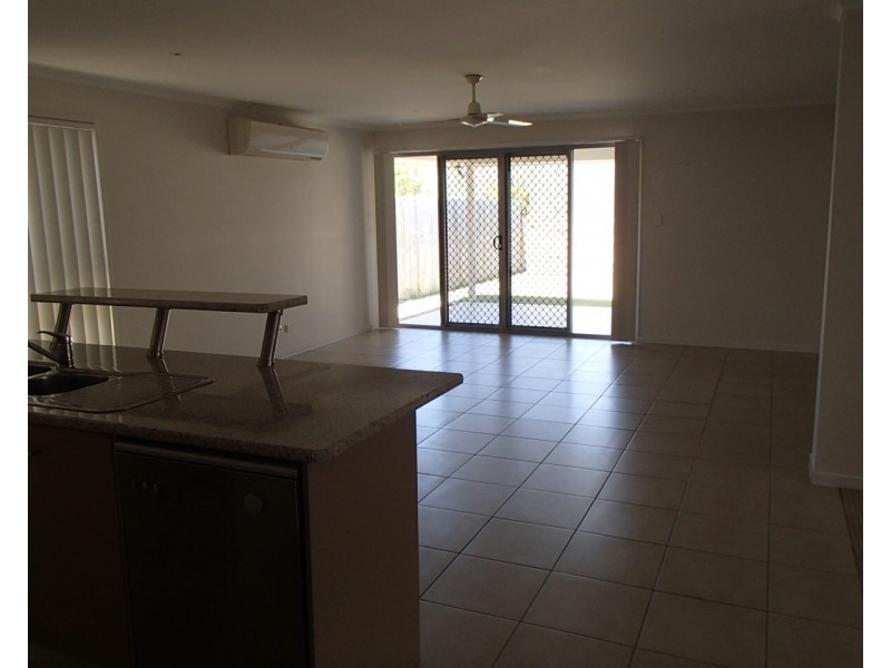 64 Winlock Circuit, Warner QLD 4500