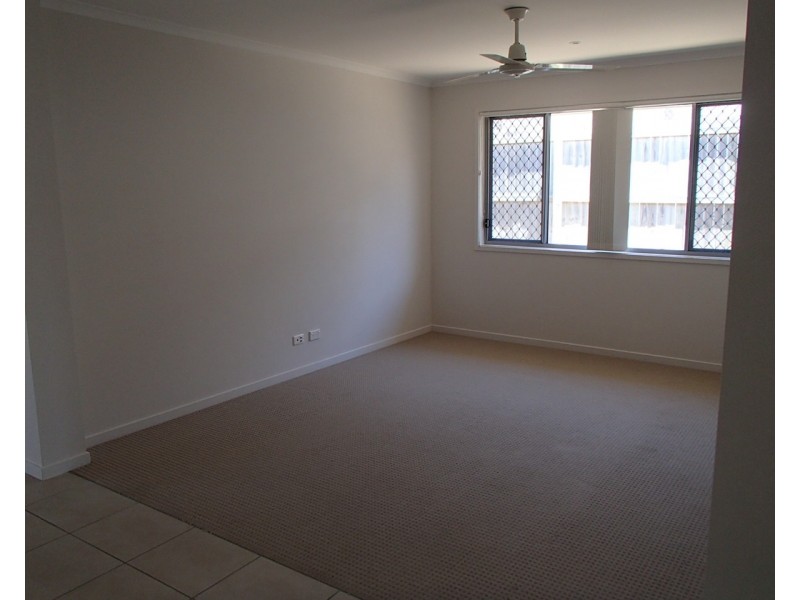 64 Winlock Circuit, Warner QLD 4500