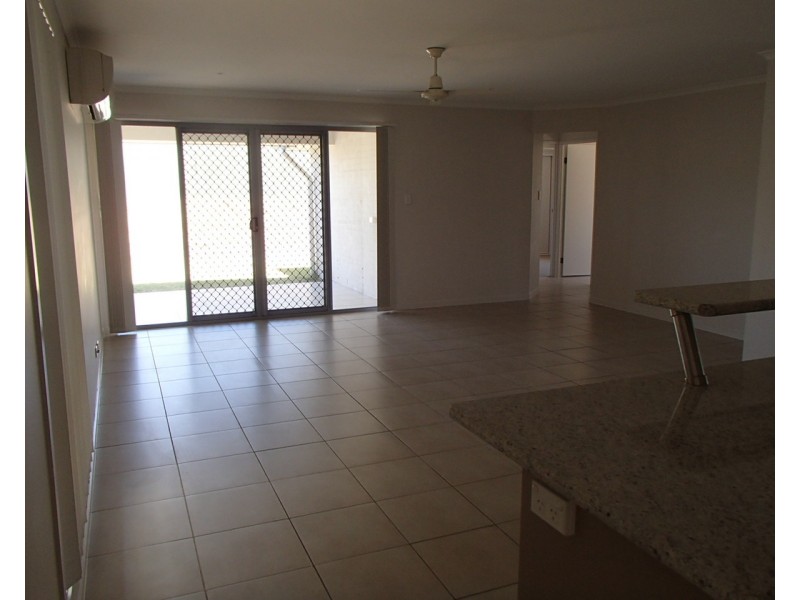 64 Winlock Circuit, Warner QLD 4500