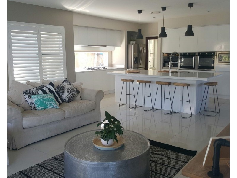 47 Solomon Parade, Warner QLD 4500