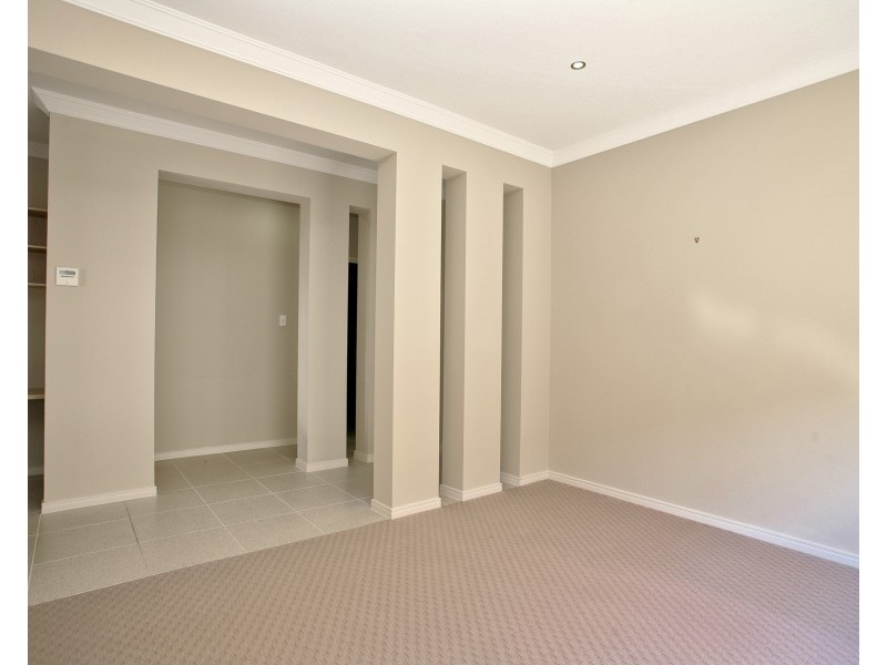 31 Como Circuit, Warner QLD 4500