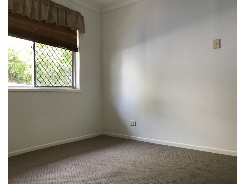 27 Karena Street, Brendale QLD 4500