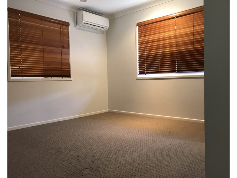 27 Karena Street, Brendale QLD 4500