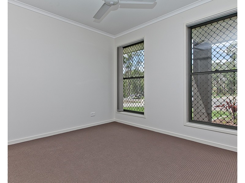 21 Llama Court, Dakabin QLD 4503