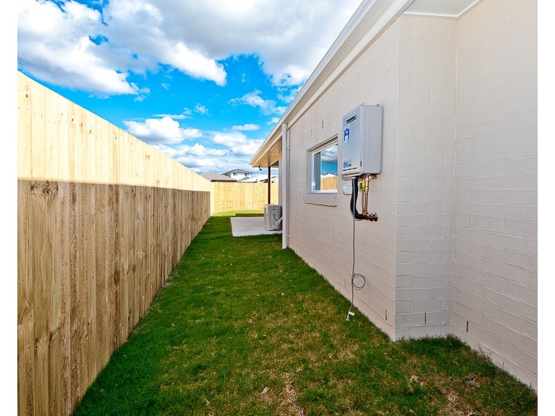 22 Wedge Tail Court, Griffin QLD 4503