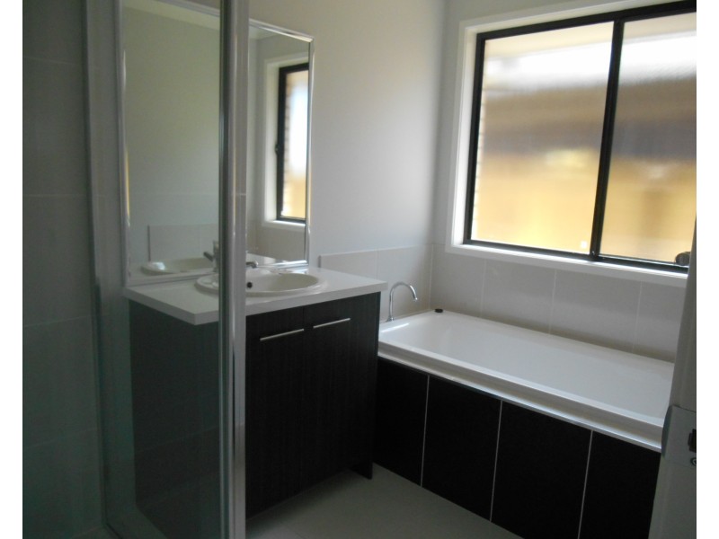 55 Cootharaba Crescent, Warner QLD 4500