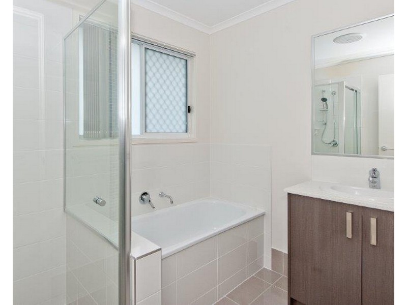 5 Cardamom Close, Griffin QLD 4503