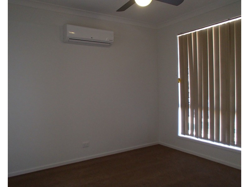 15 Cootharaba Crescent, Warner QLD 4500