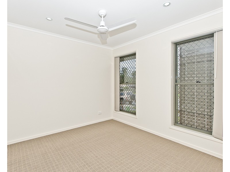 127 Cedar Creek Road, Upper Kedron QLD 4055