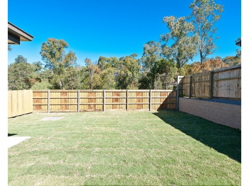 15 Hume Circuit, Warner QLD 4500