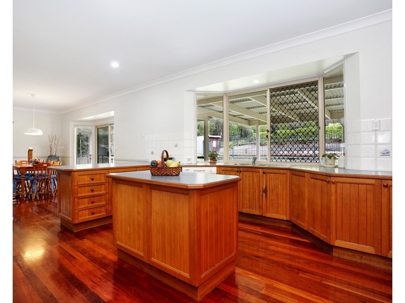 209 Lilley Road, Cashmere QLD 4500