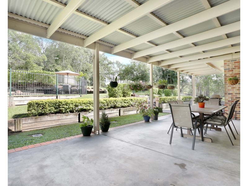 209 Lilley Road, Cashmere QLD 4500