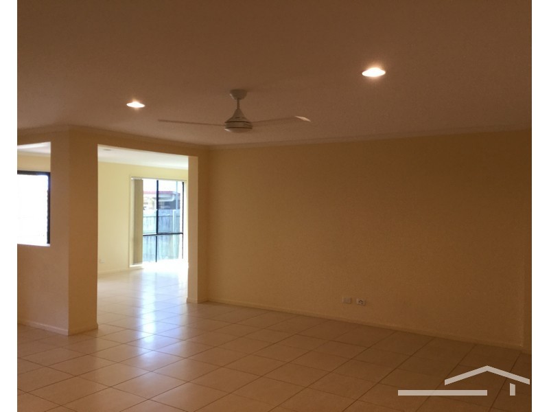 15 Links Crescent, Joyner QLD 4500